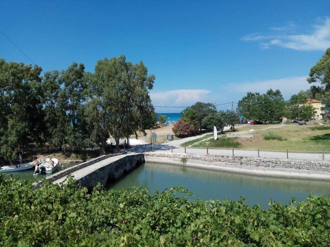 Monte Caputo Holiday House Alykes  Bagian luar foto